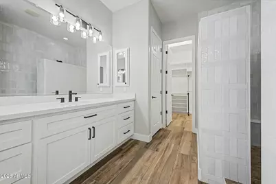 24011 N 24th Place, Phoenix, AZ 85024 - Photo 19