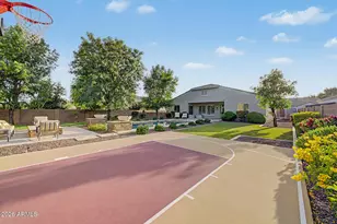 24011 N 24th Pl, Phoenix, AZ 85024 - Photo 37