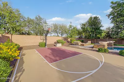 24011 N 24th Place, Phoenix, AZ 85024 - Photo 35