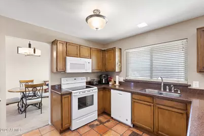 3947 W Whispering Wind Drive, Glendale, AZ 85310 - Photo 9