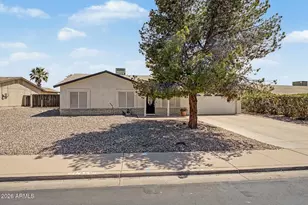 7521 E Princess Dr, Mesa, AZ 85207 - Photo 5