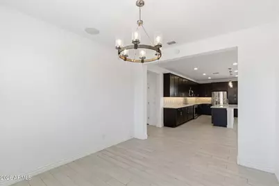 25601 N 140th Lane, Surprise, AZ 85387 - Photo 13