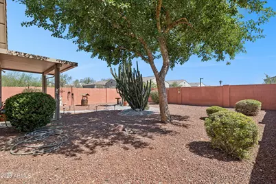 10259 W Mohawk Lane, Peoria, AZ 85382 - Photo 17