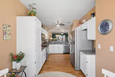 10259 W Mohawk Lane, Peoria, AZ 85382 - Photo 27