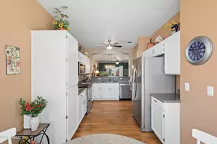 10259 W Mohawk Ln, Peoria, AZ 85382 - Photo 27