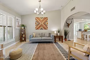 802 E Forest Hills Dr, Phoenix, AZ 85022 - Photo 11