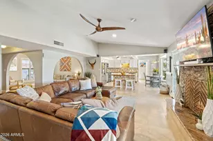 802 E Forest Hills Dr, Phoenix, AZ 85022 - Photo 17