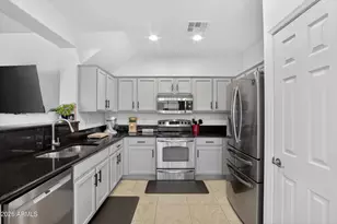25933 N 53rd Dr, Phoenix, AZ 85083 - Photo 9