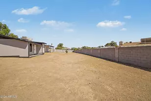 913 W St John Rd, Phoenix, AZ 85023 - Photo 33