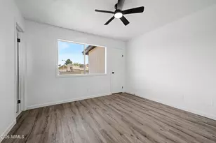 913 W St John Rd, Phoenix, AZ 85023 - Photo 17