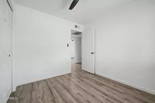 913 W St John Rd, Phoenix, AZ 85023 - Photo 25
