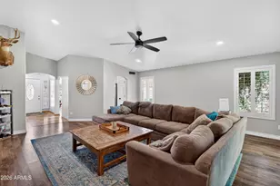 991 N Longmore St, Chandler, AZ 85224 - Photo 13