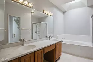 4036 E Lupine Ave, Phoenix, AZ 85028 - Photo 13