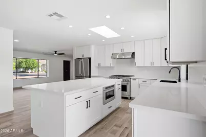 1124 N Villa Nueva Drive, Litchfield Park, AZ 85340 - Photo 7