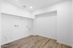 1124 N Villa Nueva Dr, Litchfield Park, AZ 85340 - Photo 31