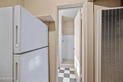 343 W Portland Street #Apt 6, Phoenix, AZ 85003 - Photo 9