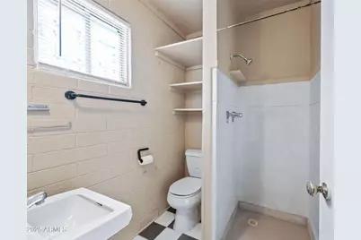 343 W Portland Street #Apt 6, Phoenix, AZ 85003 - Photo 9