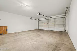 2965 E Dunbar Dr, Phoenix, AZ 85042 - Photo 25