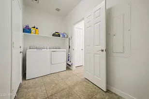 2965 E Dunbar Dr, Phoenix, AZ 85042 - Photo 23