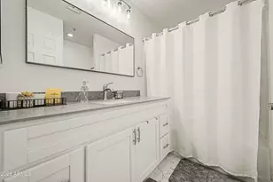 2965 E Dunbar Dr, Phoenix, AZ 85042 - Photo 15