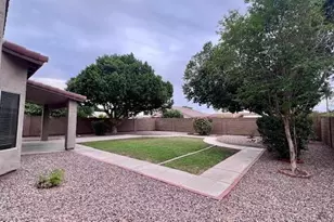 1053 W Bruce Ave, Gilbert, AZ 85233 - Photo 17