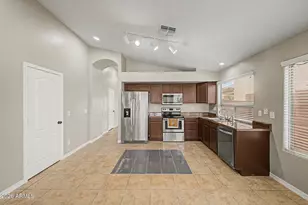 15809 N 165th Ln, Surprise, AZ 85388 - Photo 11