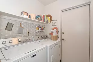 6237 N 22nd Dr, Phoenix, AZ 85015 - Photo 19