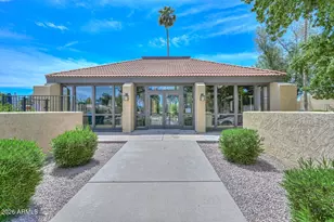6237 N 22nd Dr, Phoenix, AZ 85015 - Photo 39