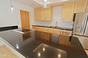 8632 E Palm Ln, Scottsdale, AZ 85257 - Photo 23