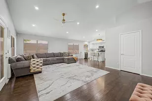 6406 W Escuda Rd, Glendale, AZ 85308 - Photo 9