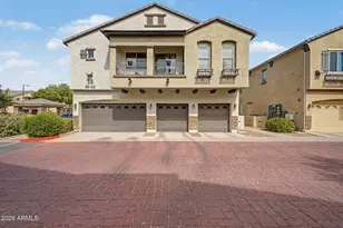 2727 N Price Rd, Chandler, AZ 85224 - Photo 7