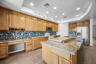 10463 E Olla Ave, Mesa, AZ 85212 - Photo 9