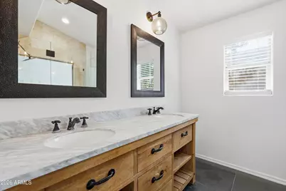 2628 E Beverly Road, Phoenix, AZ 85042 - Photo 13