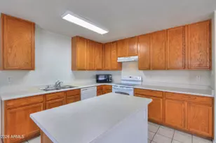 1014 S Mosley Dr, Chandler, AZ 85286 - Photo 7