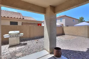 1014 S Mosley Dr, Chandler, AZ 85286 - Photo 13
