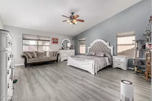 891 E Gail Dr, Gilbert, AZ 85296 - Photo 17