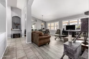 891 E Gail Dr, Gilbert, AZ 85296 - Photo 5