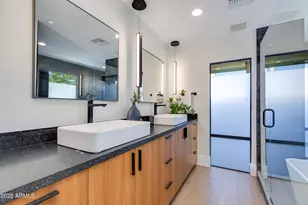 2022 E Gardenia Ave, Phoenix, AZ 85020 - Photo 13