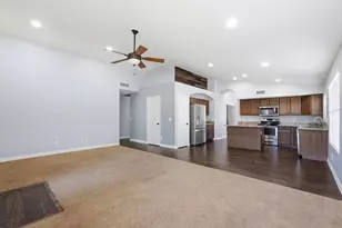 9625 W Runion Dr, Peoria, AZ 85382 - Photo 7