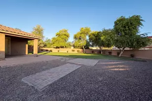 112 E Bernie Ln, Gilbert, AZ 85295 - Photo 5