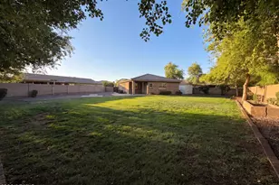 112 E Bernie Ln, Gilbert, AZ 85295 - Photo 7