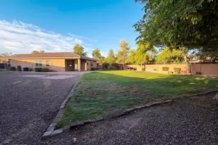 112 E Bernie Ln, Gilbert, AZ 85295 - Photo 11
