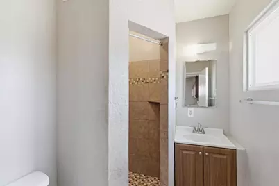 2609 W Morten Avenue #Unit 1, Phoenix, AZ 85051 - Photo 13