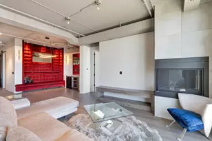 2211 E Camelback Rd, Phoenix, AZ 85016 - Photo 3