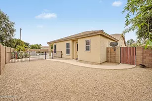 332 W Macaw Dr, Chandler, AZ 85286 - Photo 41