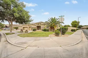 332 W Macaw Dr, Chandler, AZ 85286 - Photo 3