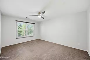 2250 E Wayland Dr, Phoenix, AZ 85040 - Photo 21