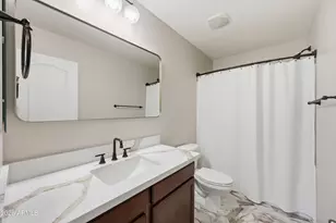 2250 E Wayland Dr, Phoenix, AZ 85040 - Photo 27
