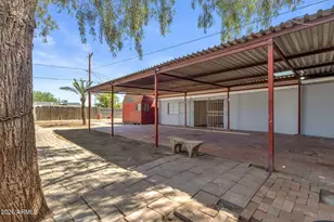 2728 W El Caminito Dr, Phoenix, AZ 85051 - Photo 17