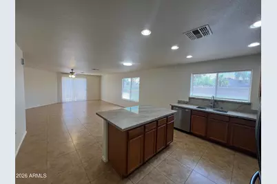 2929 S 95th Lane, Tolleson, AZ 85353 - Photo 7